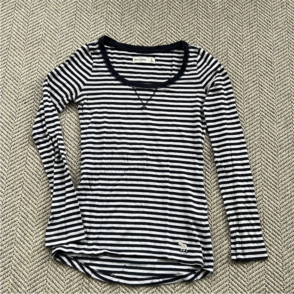 Abercrombie kids top